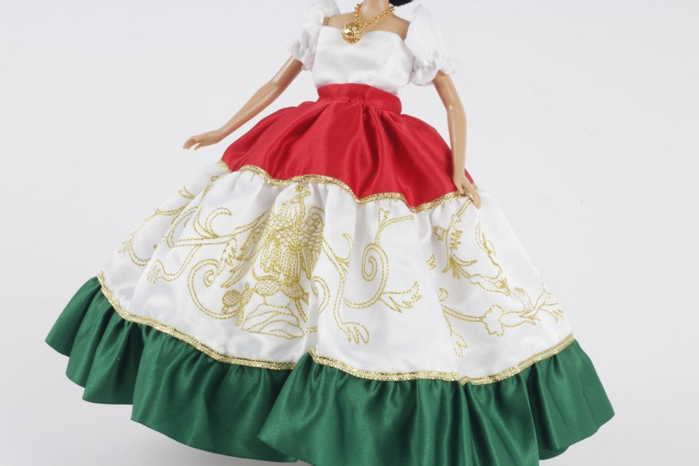 Muñeca | Ángela Aguilar - Tricolor Mexicana